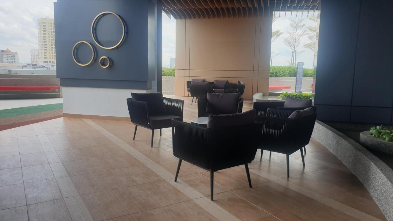 Prestige Troika Luxury Stay 哥打巴鲁 外观 照片
